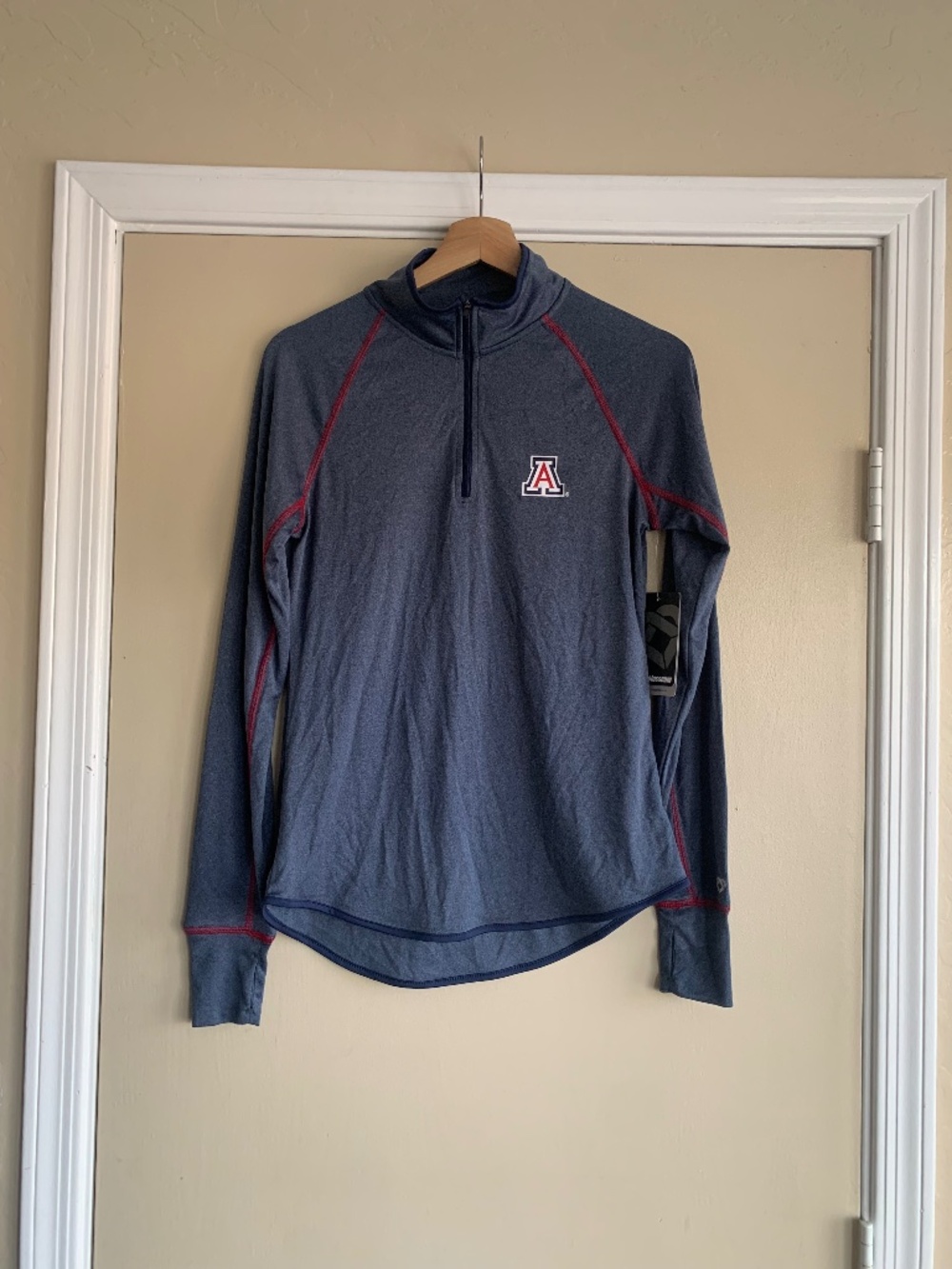 Colosseum Gray Stingray 1/4 Zip Pullover Top University of Arizona Sz.M Sports
